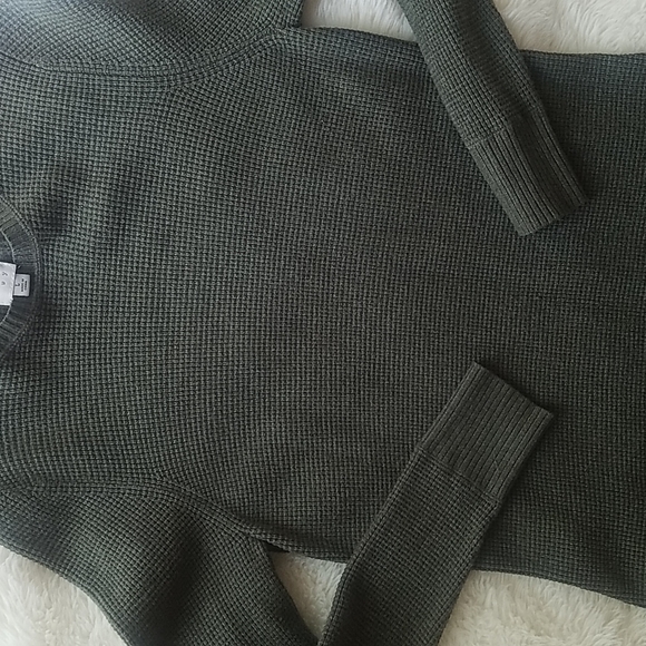 Green sweater dress - Picture 2 of 3